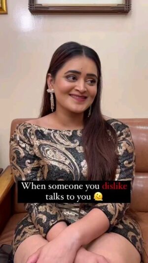 Bebika Dhurve Instagram - BOTI BOTI KARDUNGI
🤭🤭🤫🤫😈😈🙌🙌👏🏻👏🏻👏🏻👊👊👊

#bebika #bebikadhurve #reelitfeelit #reelitfeelit #reels #viral #trending