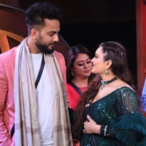 Bebika Dhurve Instagram - Congratulations @elvish_yadav on creating a history ❤️
Maine tumko pehli nazar me hi parak lia tha ,always saw a winner in you ✨
Pura ka pura Systummm hi change kar diya ☺️

Well deserved 🫶🏻

#biggbossott2 #bebikadhurve #elvishyadav #systummmmm❤️🔥