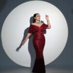 Bebika Dhurve Instagram – Stay true in the dark and  humble in the spotlight…

HAROLD B. LEE

Jewelry: @amrapalijewels 
Outfit:@bebikazcloset 
Makeup @makeover_rituu 
📸 @chetanpsanap 
Studio @studio7s7
Hair @sunitahairstylist

#botiboti #beauty #elegance #grace #dignity #bbott2 #fashion  #trending #viral