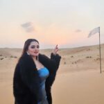 Bebika Dhurve Instagram - I touched the sun and ate it later... Hui subaah mei jal gayi Sooraj ko mein nigal gayi....😍😍🤩❤️❤️💥💥💥💥💫💫💫 #bebika #bebikadhurve #reelitfeelit #sunburnt #shoot #musicvideo #songs #video #blackoutfit #blue #botiboti #bbott2
