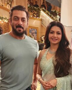 Bhagyashree Instagram - Mera dost ! Dost ko pyaar bhara 