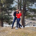 Bhagyashree Instagram - Posers! #couplevibes #couplegoals #hubbynme #posers #holidayphotos #holidaymood