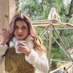 Bhagyashree Instagram - Not so blissful in a minute..!!😜 #lookwhathappened #shootstories #bts #shootmode #nainital