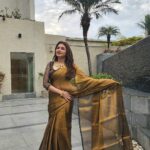 Bhagyashree Instagram – Sunhere pal !
Stylist – @roshni0819
Outfit – @hutsandlooms
#saree #sari #shinebright #bebeautiful
#sareelove #traditional #lovethelook #beyourownkindofbeautiful