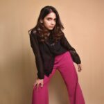 Bhagyashree Limaye Instagram - Took 'Shine and Sparkle' quotes too seriously! 📷 @sarrikaaaaaa #saturday #ootd #weekend #love