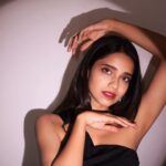Bhagyashree Limaye Instagram - Hey there! ❤️ #weekend #ootd #black #blacklovers #instagood 📷 @sarrikaaaaaa