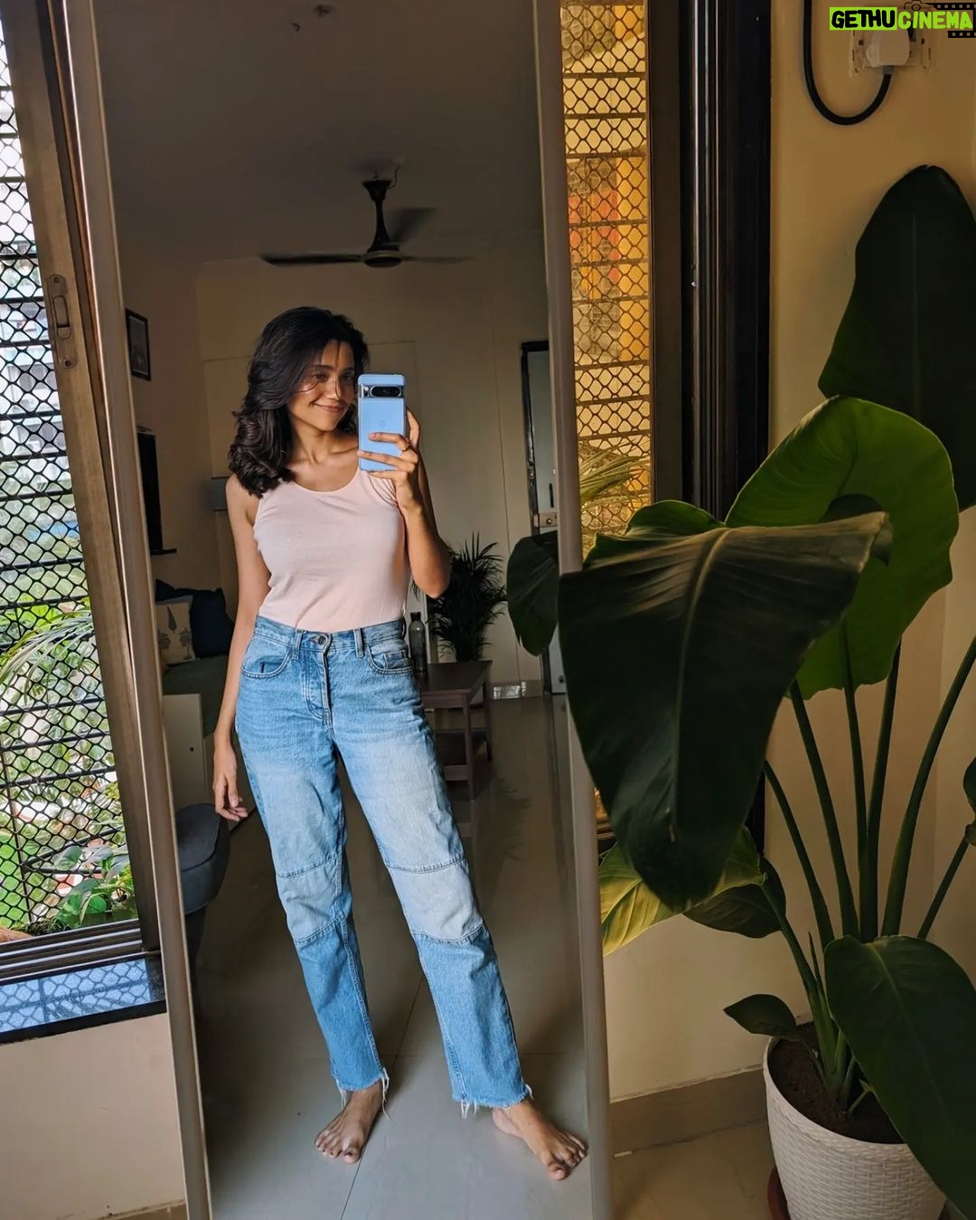 Bhagyashree Limaye Instagram - A few of many! ♾️ #friyay