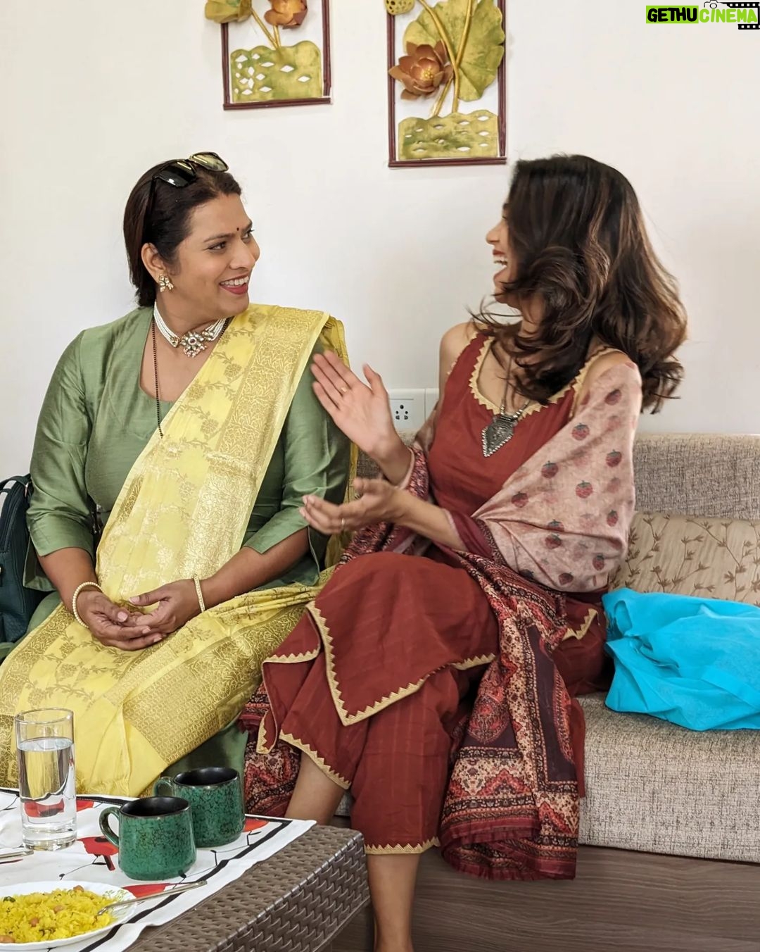 Bhagyashree Limaye Instagram - Kasa vatla episode? 💌 Kothrud Vs Kothrud out now on @bhadipa 's YouTube channel! Lagech bagha! @leena.bhagwat.94 @bhadipachi_aai @sarangsathaye @alokrajwade @akshay_nar #bts