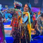 Bhagyashree Mote Instagram - Garba fever last night!🌈 Let myself out for last night of Navratri! Thank You @suchitragosavi for encouraging me!😘 P. S. Find 👟 in the pic . . . #garba #fun #navratri #dance #positivity #lastday #dressup #vibe #feel #colours #culture #fresh