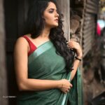Bhagyashree Mote Instagram - Longing to meet!🪭🪟