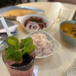 Bhagyashree Mote Instagram - Unplanned outings, cozy cafes, tasty food hogging, reading books in all places, enjoying the quietness, experiencing cold and breezy air for hours and hours! I have had all the kind of fun I needed for a break! This susegaad place is all hearts!🫶🏻🍃🤍🪭 Goa