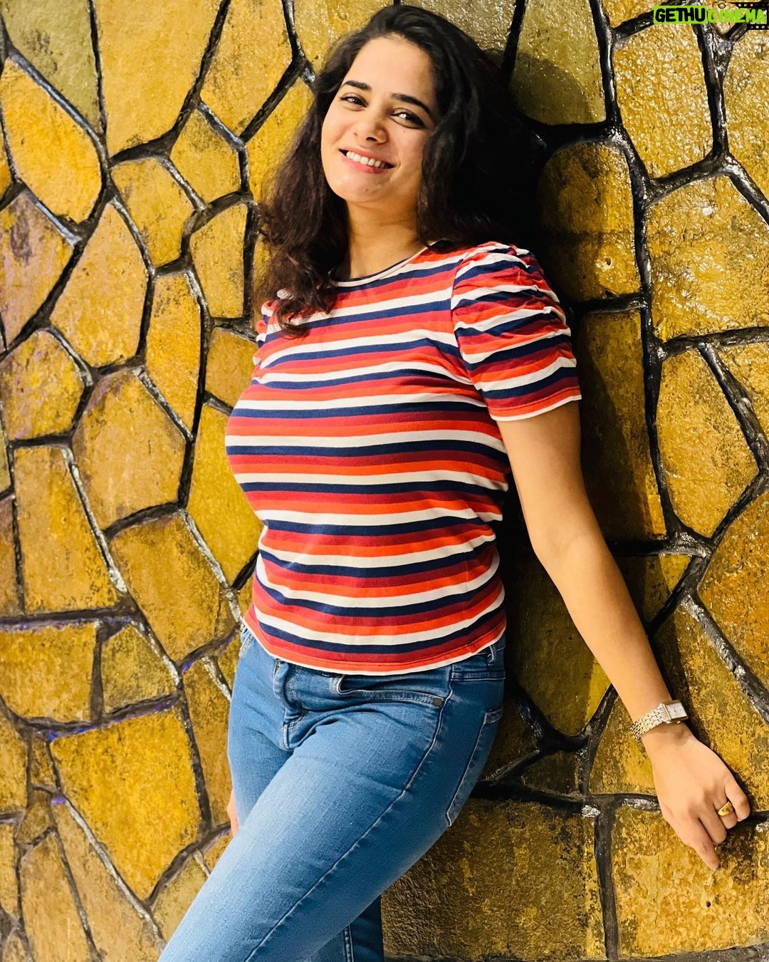 Bhagyashree Mote Instagram - Just following my lane…🤸🏻♀️🛹 . . . #dreamy #me #beingmyself #finding #mycenter