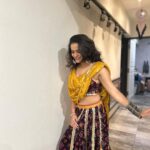 Bhagyashree Mote Instagram - Full colourful!🌈😁 . . . #look #garba #love #dance #enthusiast