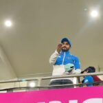Bhakti Kubavat Instagram - Watching match was beautiful, but watching Ranveer Singh cheer for India was even more beautiful 🫶🏻 Team India you made us proud 🙌🏻 @ranveersingh #ranveersingh #bhaktikubavat #shahrukhkhan