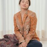 Bhakti Kubavat Instagram - See you all tomorrow at @cyahmedabad With amazing host @kimisingh1969 shop this Pashmina blazer . Launching our new collection tomorrow 🌻 Plan your visit .. it’s gonna be limited Royal collection don’t miss it 🛍️ . . . Happy shopping @kiya_avni PC:- @akshayparmarphotography Talent:- @bhaktikubavat #royal #wedding #indianwedding #royalwedding #embroideredlehenga #lehengacholi #chaniyacholi #silksaree #lehengalove #zariwork #salwarsuits #wearhandloom #indiancollection #pativalasuits #embroideredsuit #indiandressesonline #indianwearlove #viral #zardosi #lehenga #lehengainspiration #lehengawedding #mumbaifashionbloggers #rganeshchaturthisale #festival #madeinindia #handcrafted #sustainability Ahmedabad, India