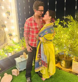 Bharti Singh Instagram - ❤️🤗🧿 @haarshlimbachiyaa30