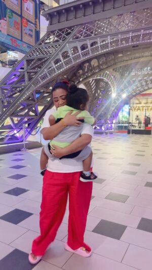 Bharti Singh Instagram - ab nahi ban paegi reels dosto😂😂🙈🙈 #golla #love #patayathailand  #ganpatibappamorya 🙏🏽❤️🧿