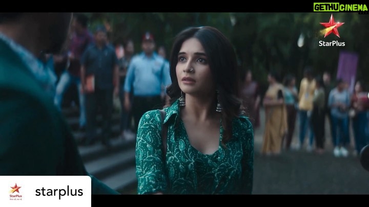 Bhavika Sharma Instagram - Jab mushkil haalat main ishaan thaamega savi ka haath, kya hogi inn dono ke beech ek naye rishte ki shuruaat? Dekhiye, #gumhaikisikepyaarmein, aaj se, raat 8 baje, starplus aur kabhi bhi Disney+Hotstar par.