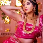 Bhavika Sharma Instagram – NAVRATRI DAY 8 Look featuring the beautiful @bhavikasharma53 in a Modern Goddess Avatar where she represents Color Pink , 8th Color of Navratri 💖
.
.
Shoot Concept & Designed By:- @nehaadhvikmahajan @bridalsbynam 
.
💄MUA , Hair & Styling :- 
@nehaadhvikmahajan 
.
Assisted By :- @styleby_vaishnavi
.
🥻Saree :- @neerusindia
.
💍Jewelery :- @sonisapphire 
.
🎥:- @abhay_r_kirti 
.
#bhavikasharma 
#makeup #ootd #nehaadhvikmahajan #makeupbyme💄 #nammakeovers #bride #to #be #bridal #look #bridalmakeupartist #destinationweddingmakeupartist #weddingmakeup #hair #hairstyling #nammakeovers #bollywood #television #makeupartist #mumbai #traveller #all #over #the #globe