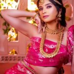 Bhavika Sharma Instagram - NAVRATRI DAY 8 Look featuring the beautiful @bhavikasharma53 in a Modern Goddess Avatar where she represents Color Pink , 8th Color of Navratri 💖 . . Shoot Concept & Designed By:- @nehaadhvikmahajan @bridalsbynam . 💄MUA , Hair & Styling :- @nehaadhvikmahajan . Assisted By :- @styleby_vaishnavi . 🥻Saree :- @neerusindia . 💍Jewelery :- @sonisapphire . 🎥:- @abhay_r_kirti . #bhavikasharma #makeup #ootd #nehaadhvikmahajan #makeupbyme💄 #nammakeovers #bride #to #be #bridal #look #bridalmakeupartist #destinationweddingmakeupartist #weddingmakeup #hair #hairstyling #nammakeovers #bollywood #television #makeupartist #mumbai #traveller #all #over #the #globe
