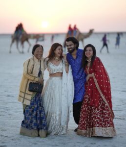 Bhavini Purohit Instagram - Happiest Birthday D, cheers to more laughter, gossips n travelling together ♥️ Have super fun ♥️🧿 . #birthday #devoleena #wishes #happy #craziness