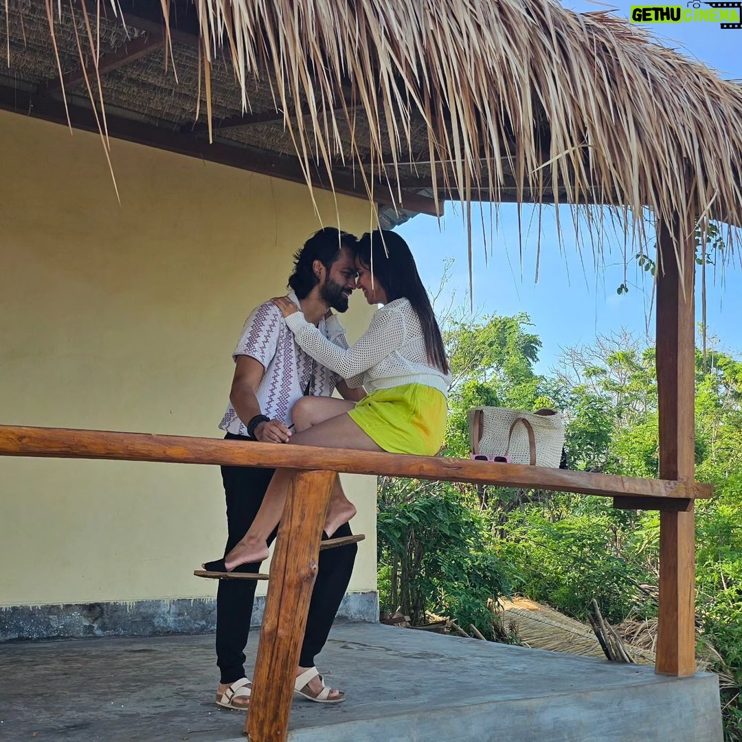Bhavini Purohit Instagram - Baby we are in Bali 🔥♥️ . #influencer #couple #couplegoals #travel #trend #trending #bali #addict #explore #dhaval4bhavini #bhavinipurohit