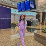 Bhavini Purohit Instagram - Srilanka✈️ with @destination_srilanka . #seeingisbelievingsl #visitsrilanka #flysrilankan #srilankanairlines #NamasteFromSrilanka