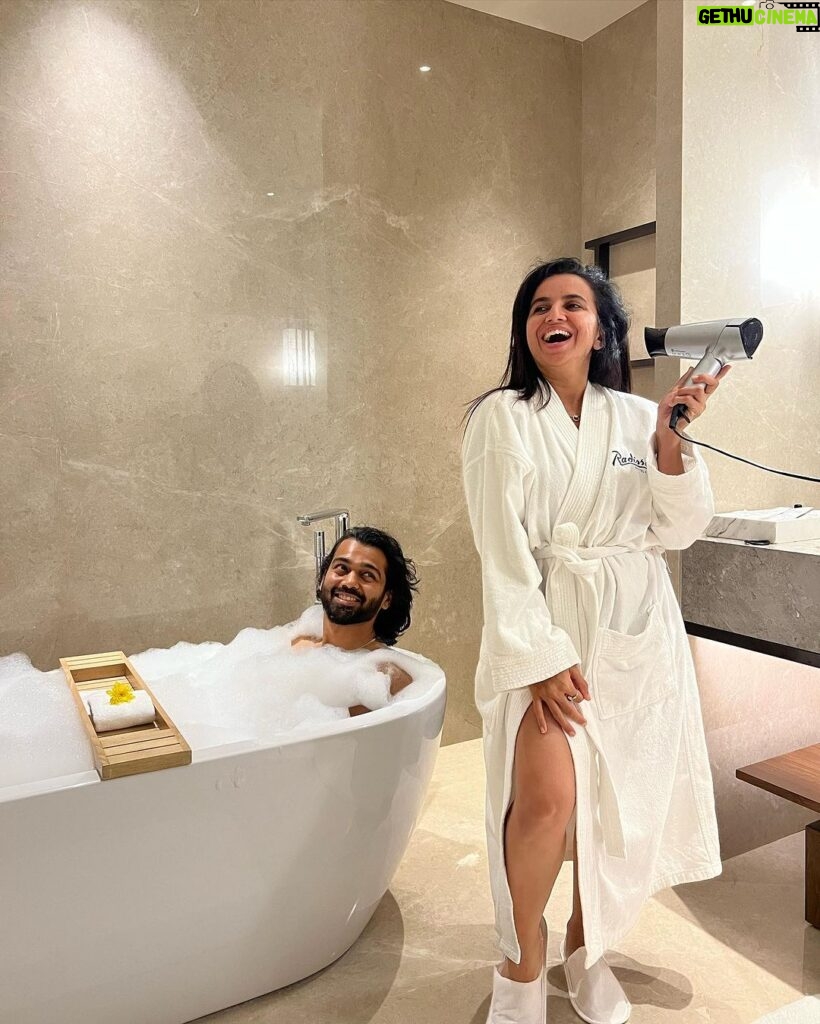 Bhavini Purohit Instagram - Chilling vibes with @dhavalmavreck 🧿 . Location- @radissonbluhotelspanashik . #influencer #couple #couples #couplegoals #trending #trend #babe #love #staycation #luxury #lifestyle #dhaval4bhavini #bhavinipurohit Radisson Blu Hotel & Spa Nashik