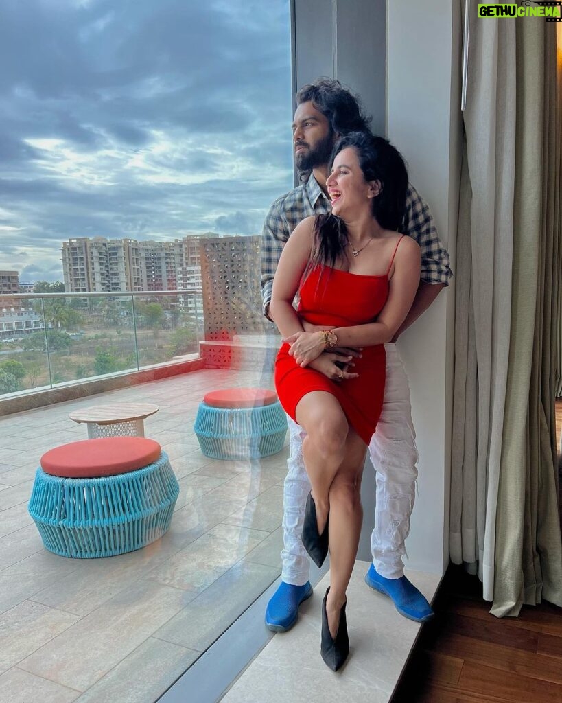 Bhavini Purohit Instagram - Your my Home n my adventure all at once ♥️ Living our luxury moments with @radissonbluhotelspanashik . Swipe to check our beautiful Deluxe Suite >> . . #influencer #style #couple #couplegoals #travel #staycation #luxury #babe #live #moments #trending #dhaval4bhavini #bhavinipurohit Radisson Blu Hotel & Spa Nashik
