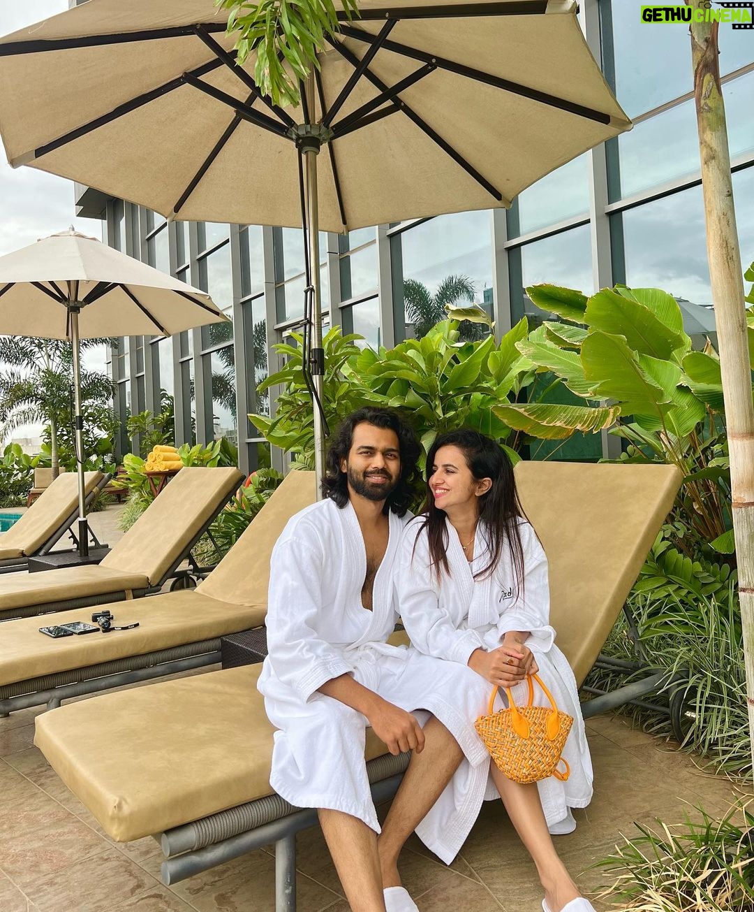 Bhavini Purohit Instagram - Live for the moments you can’t put into words 🫶🏻 @dhavalmavreck . Location : @radissonbluhotelspanashik , Nashik . #influencer #couple #couplegoals #babe #love #travel #travelgram #cozy #weather #pooltime #loveislove #trending #bhavinipurohit