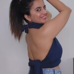 Bhavini Purohit Instagram - Styling this tshirt into backless top | Win Win 🥰 . #style #fashion #ootd #hack #crazy #win #fashionstyle #trending #backless #bhavinipurohit