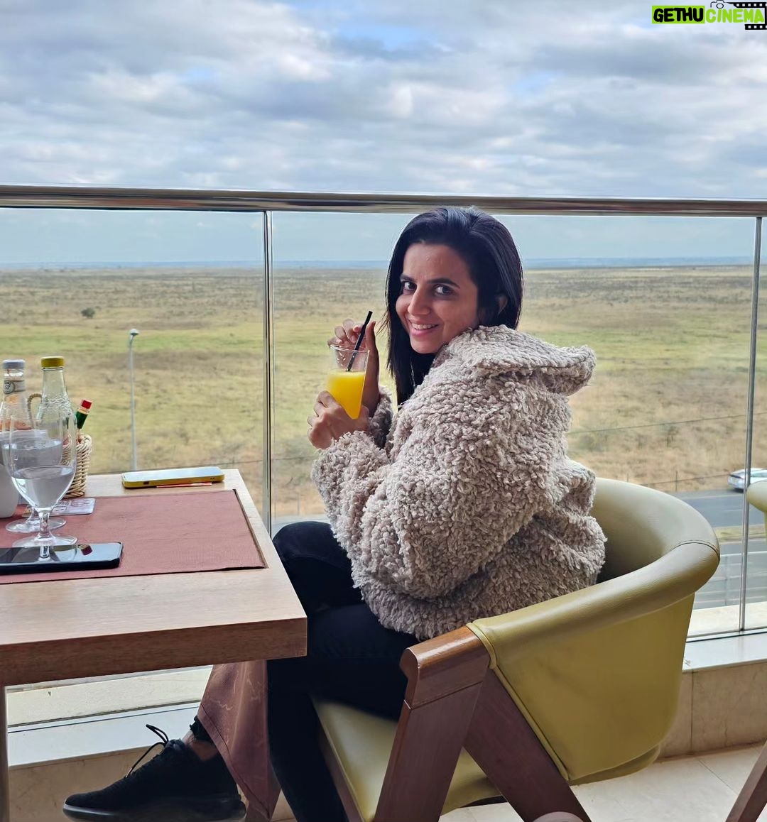 Bhavini Purohit Instagram - Mumbai ✈️Nairobi with @indigo.6e . #influencer #kenya #nairobi #travel #trend Nairobi, Kenya