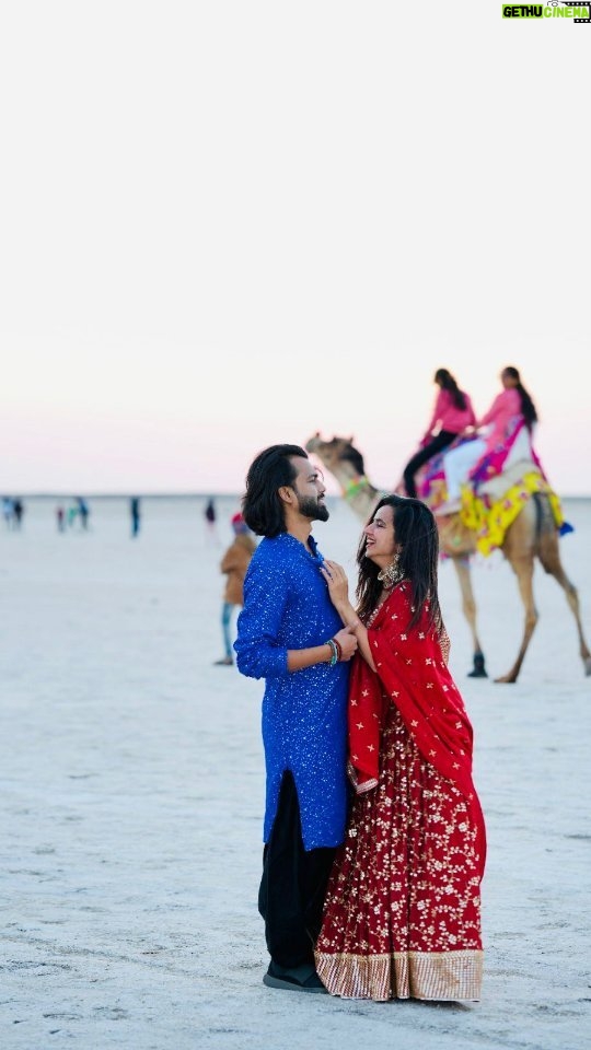 Bhavini Purohit Instagram - 'Tu meri heer, main tera ranjhaa' . . Location: @rannutsav . @gujarattourism . Outfit by : @loveandlabelsbyhemakshii . .#RannKeRang #RannUtsav2022 #RannKiKahaaniya #Gujarat #tourism #gujarattourism #travelcouple #travel #luxurylifestyle #luxury #luxurytravel #travelgram #instagood #whitedesert #desert #india #couplegoals #couple Rann Utsav, Rann Of Kutch