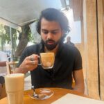 Bhavini Purohit Instagram - Coffee dates are the best with bae 🫶🏻 . #influencer #coffee #date #loveyou #babe #bandra #foodporn #food #trend #bhavinipurohit