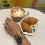 Bhavini Purohit Instagram - Coffee dates are the best with bae 🫶🏻 . #influencer #coffee #date #loveyou #babe #bandra #foodporn #food #trend #bhavinipurohit