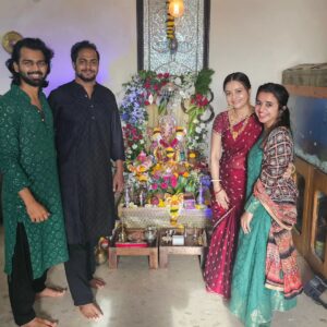 Bhavini Purohit Instagram - Ganpati Bappa Moriya 🫶🏻🙏