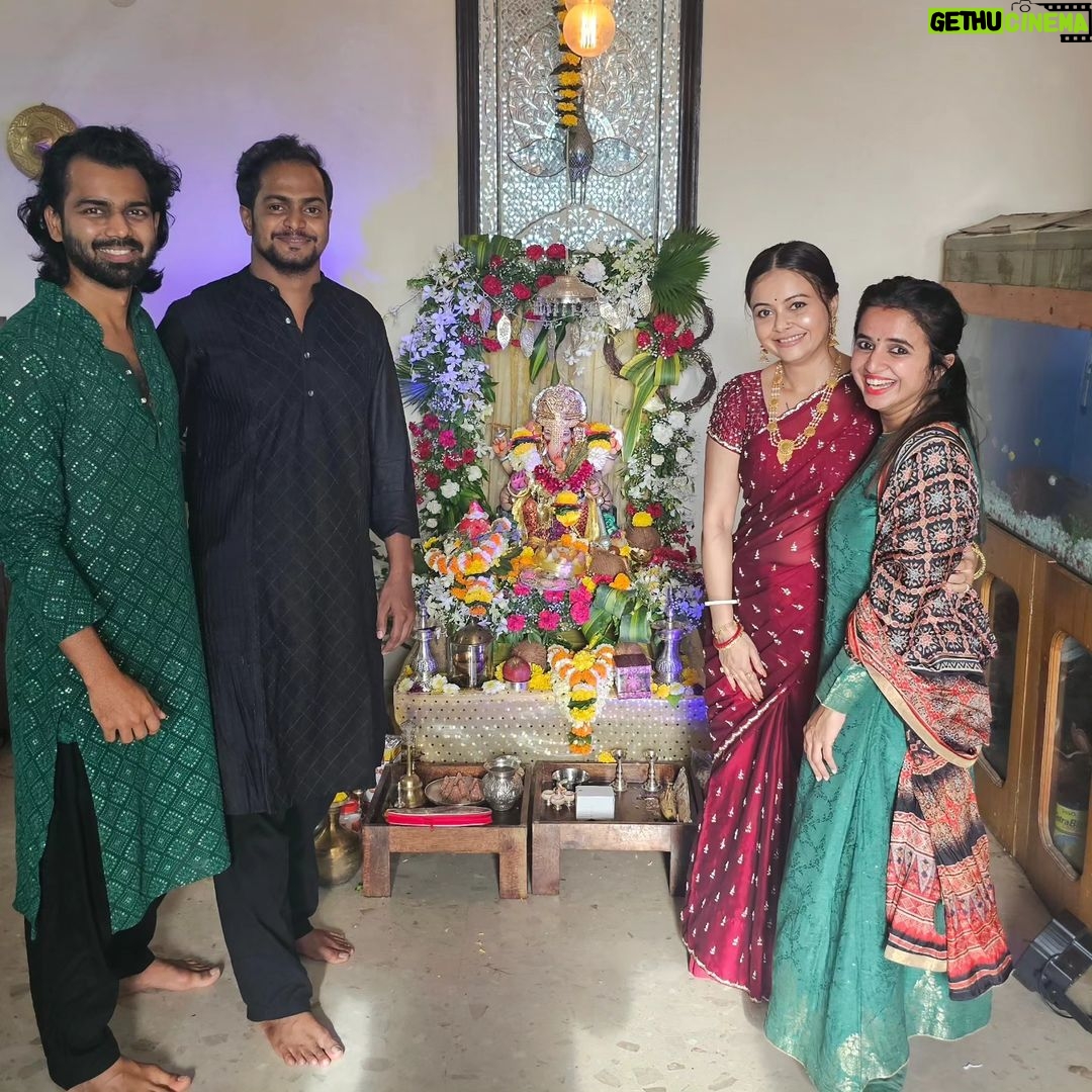 Bhavini Purohit Instagram - Ganpati Bappa Moriya π«Άπ»π