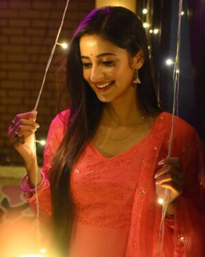Bhoomika Dash Instagram - एस्थेटिक ✨💫

From the sets of “Operation 12/17”
This January ❤️

Wearing @subharambh_fashion 🫶