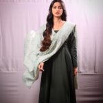 Bhoomika Dash Instagram – କୋରାପୁଟ ରେ ମିଲି ର ସଙ୍ଘର୍ଶ ଅରମ୍ଭ ହେଲା…

“ Operation 12/17” This January 2024 🇮🇳
Direction by @sudhanshumohansahoo 
Produced by @sailumbini_production