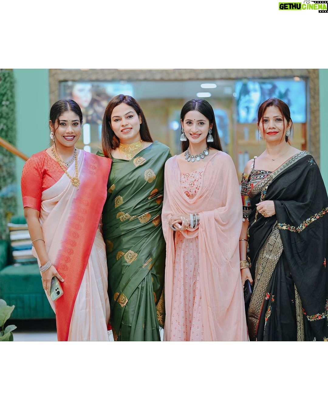 Bhoomika Dash Instagram - Presenting you an One ☝️ stop ✋🏻 destination of Fashion in town for the 1st time named as ‘Priyanshi Fashion & Styling Studio’. @studiobypriyanshi This fashion studio brings all the solution to fashion at one place, as in Saree & readymades, Salon, boutique, cosmetics too. Here you will get All India wide variety of saree, bridal & party wear lehnga, gowns n suit pieces as well. Boutique designing & stitching also. Here you will get brands in both casual and formal Men’s wear along with sherwani & kurta. Also u will get quality Salon services along with bridal make up. And lastly they have a cosmetics store also for ur regular needs with fancy & bridal jewellery. For more details pls do visit the store. Address- near Mani Tribhuvan Apartment, nandankanan road, Patia Bhubaneswar. Raghunathpur