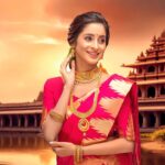 Bhoomika Dash Instagram – For @lalchnd.jewellers 
Feat.  @officialbhoomikadash
Post production @flashandstrokes 
Shot with @nikonindiaofficial 
Assist @original_soumya_ @man_wid_photographs 
.
#jewellerycampaign #advertising #composite #photographer #devimukharjee #devisgallery Lalchand Jewellers