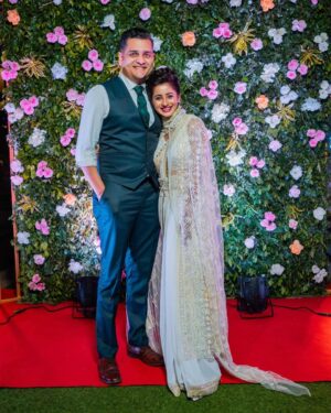 Bhoomika Dash Instagram - A special appreciation post to my another favourite couple @alpanacolada bhabi and @sanskargram bhaina 😌✨

Thank you for showering me with all the love in the world!!! You both have always been there for me, supporting me in everything I have done. May your love continue to grow stronger with each passing day. Keep pampering me 😌
Cheers to more get togethers, weddings and gossips , ykwim 🥂🤪😜

📸 @asutoshphotomagicofficial