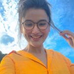 Celesti Bairagey Instagram - 🌻🤍