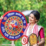 Celesti Bairagey Instagram - Duliajan❤️ Makeover by @bineegogoi ❤️ Mekhela sador @phamingkham ❤️ Jewellery @konmani_store ❤️ Video credit @pallab__photography @i_am_suruj 📹