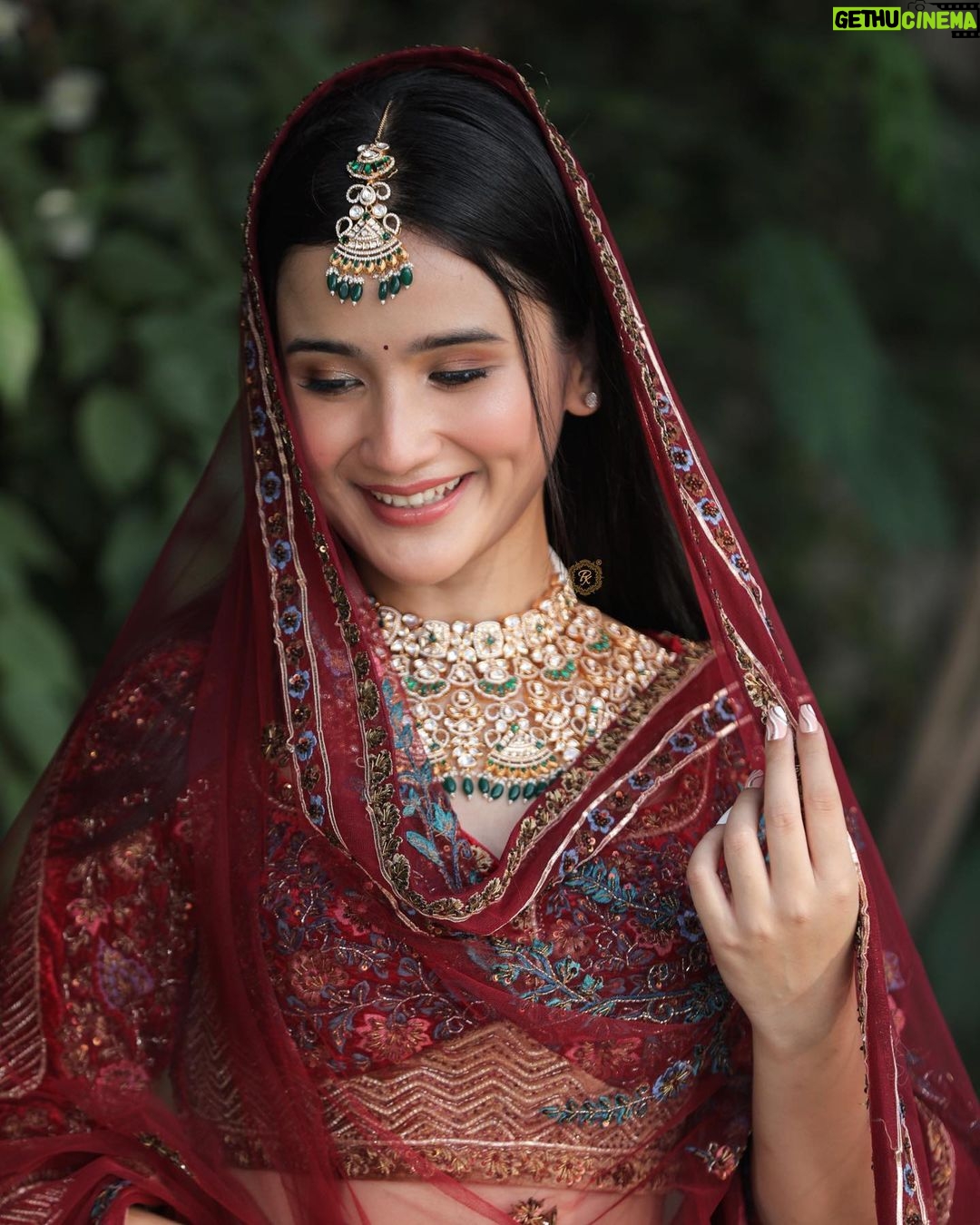 Celesti Bairagey Instagram - PRESENTING गुड़िया ⭐️ @celesti.bairagey 💄 - @kashishjain613 @priya4759 @mahek__j__ 📸- @udfilmsandphoto OUTFIT & JEWEL - @amrutsurat #celestibairagey #kashishjain613 #makeuplooks #makeupgoals #makeupartistworldwide #makeuptransformation #makeuptutorials #makeupartist #kashishjain613 #makeuptutorial #makeuprevolution #makeupobsessed #makeupbyme #pkmakeupstudio #makeupaddict #makeupdolls #photography #makeupmafia #makeuplover #beauty #makeuplook #mua #makeupaddiction #makeupinspiration #makeupartistsworldwide #makeupjunkie #makeupinspo #wakeupandmakeup #shanayakhan #photooftheday #makeupoftheday