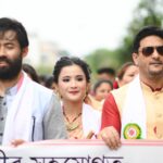 Celesti Bairagey Instagram - সদৌ ডিব্ৰুগড় ছাত্ৰ সন্থাৰ উদ্যোগত আৰু ডিব্ৰুগড়বাসীৰ সহযোগত উদযাপন কৰা কেন্দ্ৰীয় ৰঙালী উৎসৱ ২০২৩ ৰ সাংস্কৃতিক শোভাযাত্ৰাত অংশ গ্ৰহণ কৰিবলৈ আমন্ত্ৰণ কৰি মোক বিহু মঞ্চত ফুলাম গামোচাৰে সম্বৰ্ধনা জনাই বিশাল ৰাইজৰ উপস্হিত বিশেষ সন্মান যাচাৰ বাবে মই নথৈ আনন্দিত হ'লো। তাৰবাবে মই উদ্যোক্তাসকলক কৃত‍জ্ঞতা জনালো।এই চেগতে ডিব্ৰুগড়বাসী ৰাইজৰ পৰাও অশেষ মৰম বুটলিবলৈ সক্ষম হলো, তাৰবাবে তেওঁলোককো মোৰ শ্ৰদ্ধা যাচিলো। 🙏❤️ Makeup artist @makeupartist_puja_gogoii 😘 Outfit by @rina_lahon_gogoi ❤️ Photo credit @pol_photography_ 😇 #blessed #bihu #rongalibihu #assam #grateful Dibrugarh, Assam