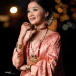 Celesti Bairagey Instagram - জোনাক🤍 Makeup promotional shoot for @babys_makeover_nd_hairdresser Mekhela sador by @niharikasilkfactory Jewellery by @dugdugiassamese Photography by @chinmoy_sarma_photography @rideepdutta @imran_photography__cm