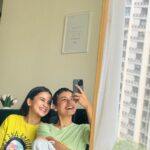 Celesti Bairagey Instagram - Aaja na thoda sa jee le tu 💛💚 Mumbai, Maharashtra