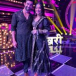 Celesti Bairagey Instagram - Ravivar with Star Parivar❤️ Keep watching Rajjo at 7pm only on @starplus @disneyplushotstar #rajjo #arjjo Makeup by @nandinnimakeupartist Hair by @hairstyles._official Mumbai - मुंबई