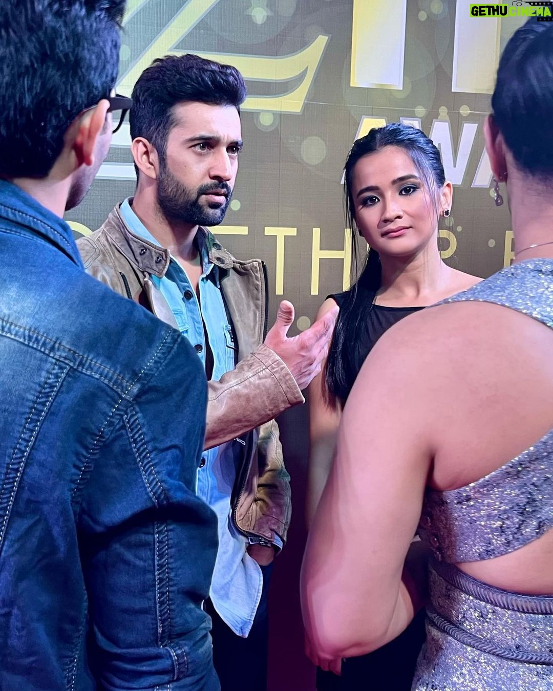 Celesti Bairagey Instagram - #rajjo ‘s #team #indiantelevisionawards2022 #ita2022 #arjjo ❤️🙏